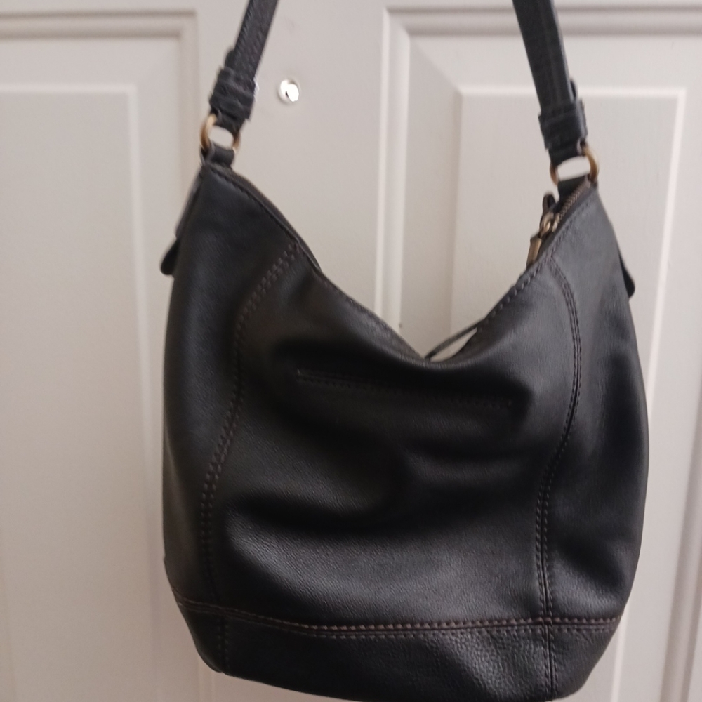 The sak women's shoulder bag